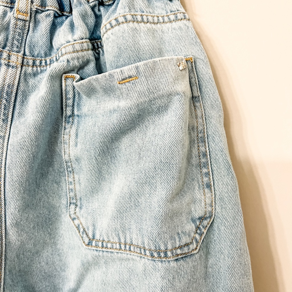 Ruffle waist Zara mom jeans